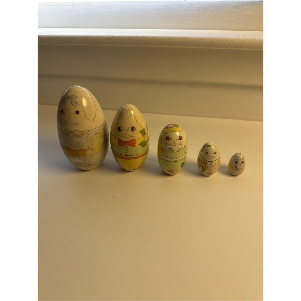 Vintage Enesco imports Nesting Dolls Rabbit/Bunny Easter Set of 5